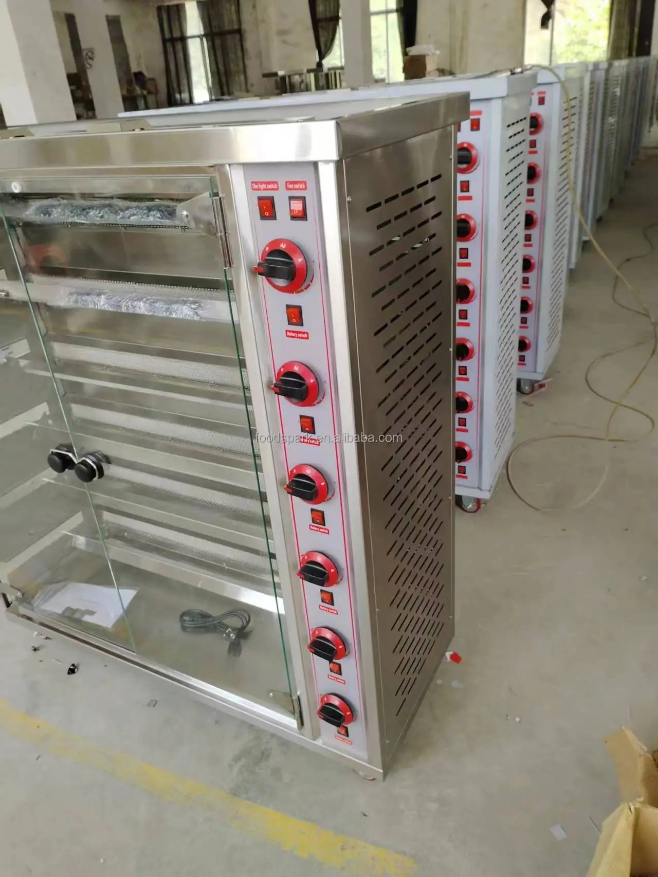 Commercial Chicken Rotisserie Oven - Stainless Steel Gas/Electric Roaster for Restaurants, 15 Chickens Capacity (Hot Sale)